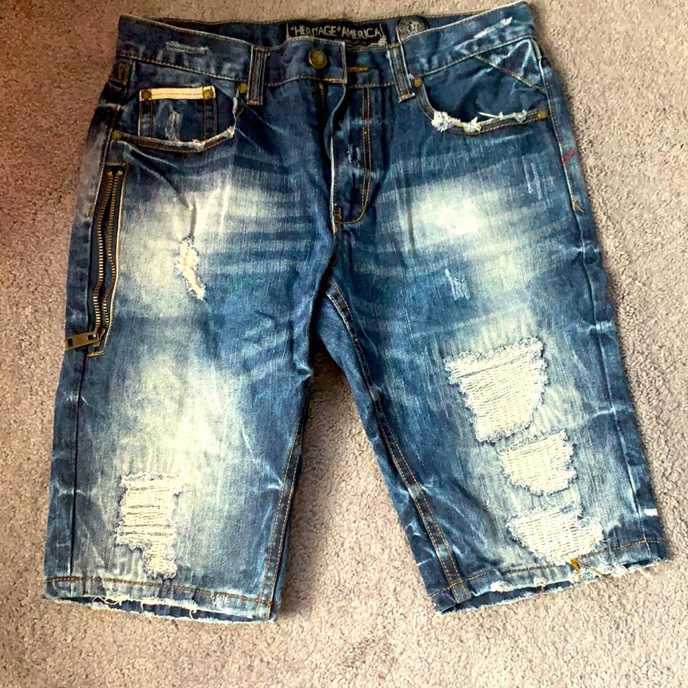 EUC• Distressed Jean Shirt w/ zippers • Acid Wash